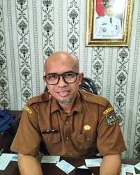 Foto Kepala Dinas Pendidikan Kota Tomohon
